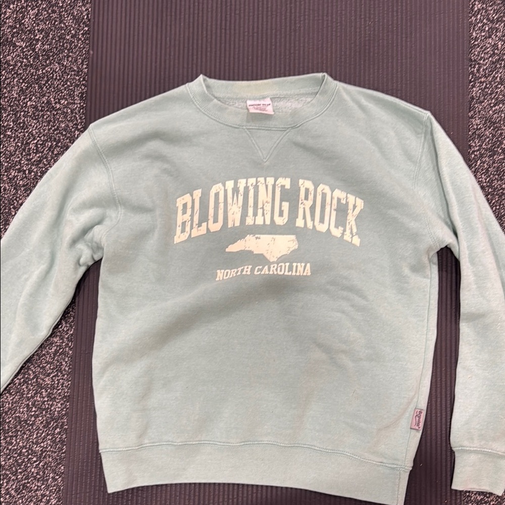 Blowing Rock Women's Sweatshirt - Green
